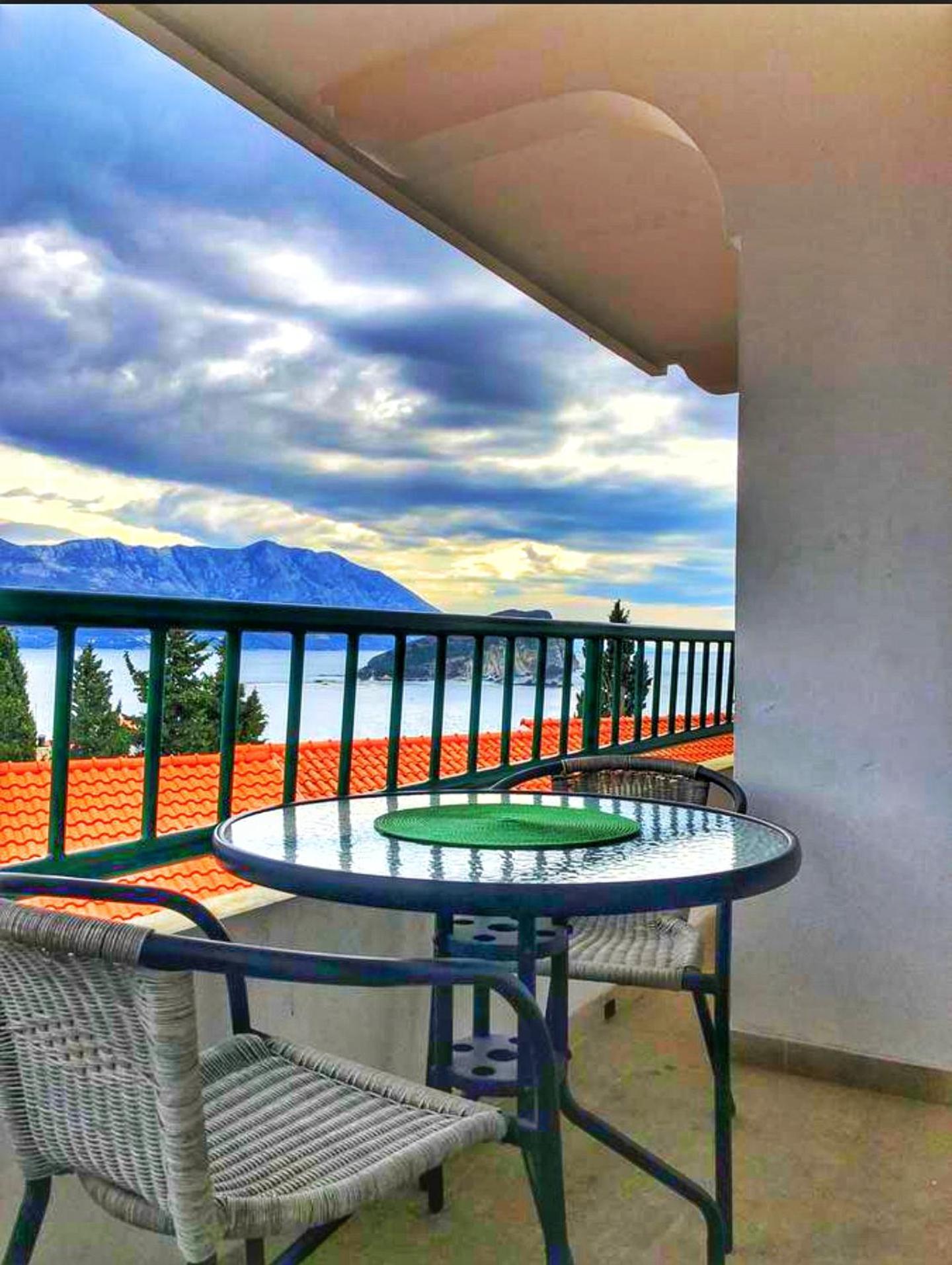 Apartmani Cupic Budva Eksteriør bilde